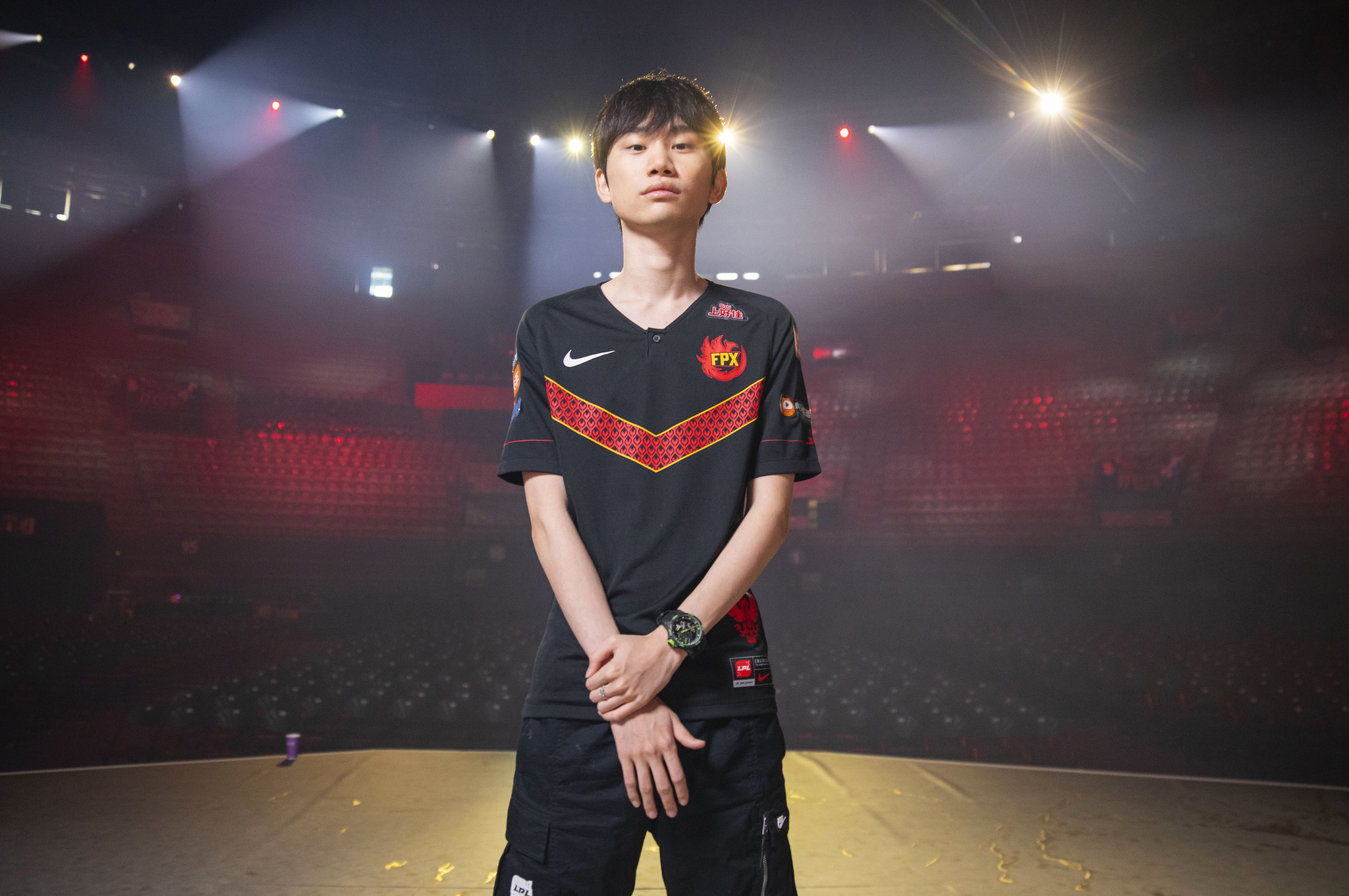 Scout意外战胜RNG，大比分获胜引爆全场！